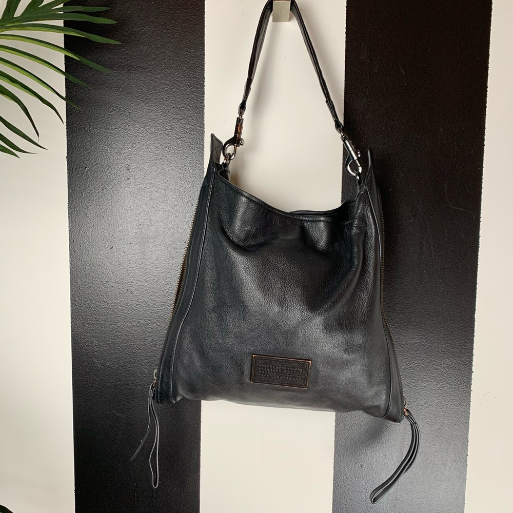 Marc by Marc Jacobs leather shoulder bag